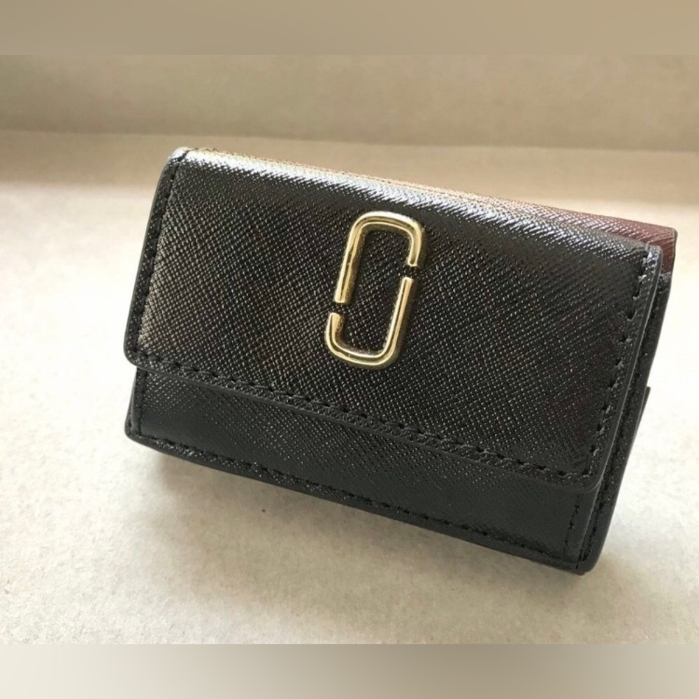 NWT MARC JACOBS THE SNAPSHOT MINI TRIFOLD WALLET DOUBLE J LOGO